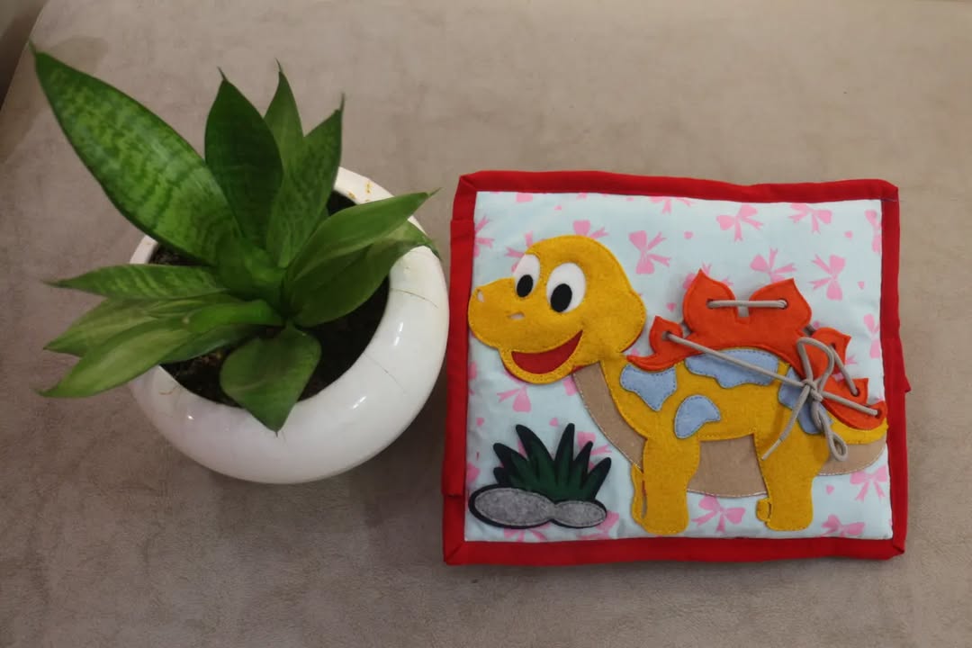 صفحه ای از کتاب دایناسور